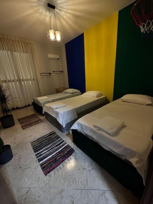 Super House Blloku - 3 Rooms Tirana Eksteriør billede