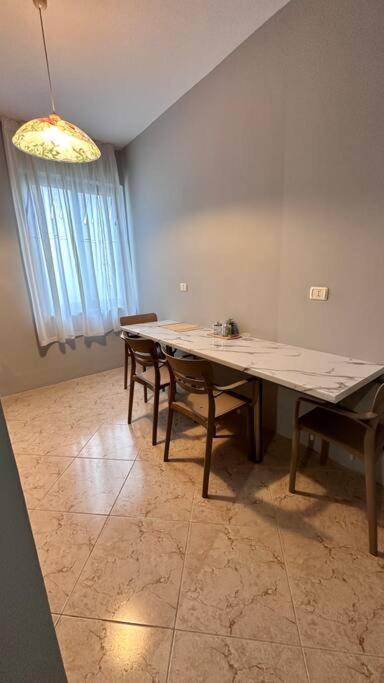 Super House Blloku - 3 Rooms Tirana Eksteriør billede