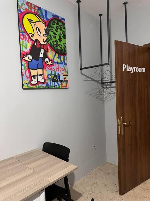 Super House Blloku - 3 Rooms Tirana Eksteriør billede