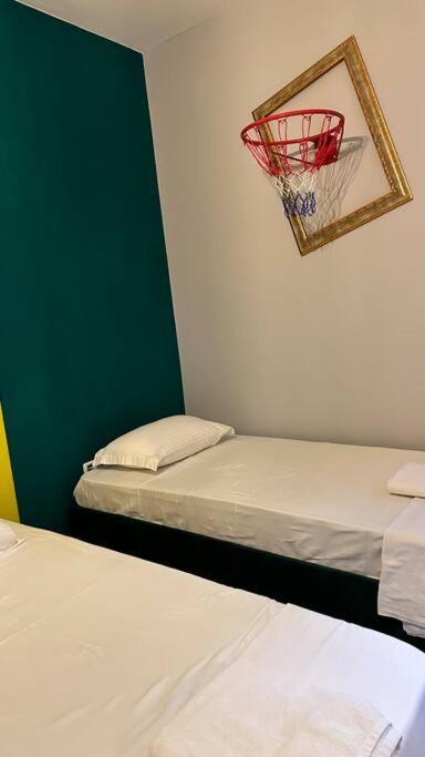 Super House Blloku - 3 Rooms Tirana Eksteriør billede